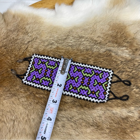 Fine Beaded Necklace Tarditional/ Native Design Handcrafted Beadwork Aztec - Picture 3 of 3